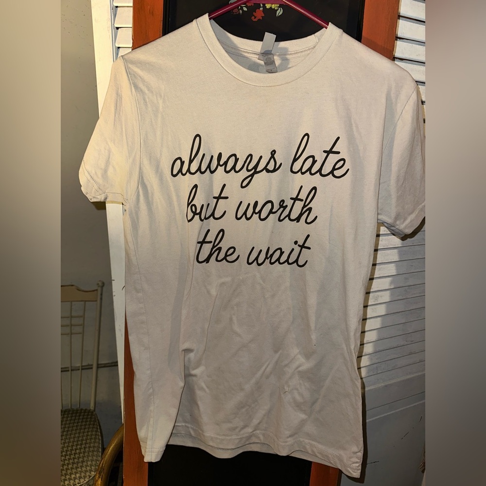 Graphic tee